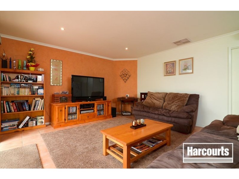 26 Manchester Drive, Skye VIC 3977