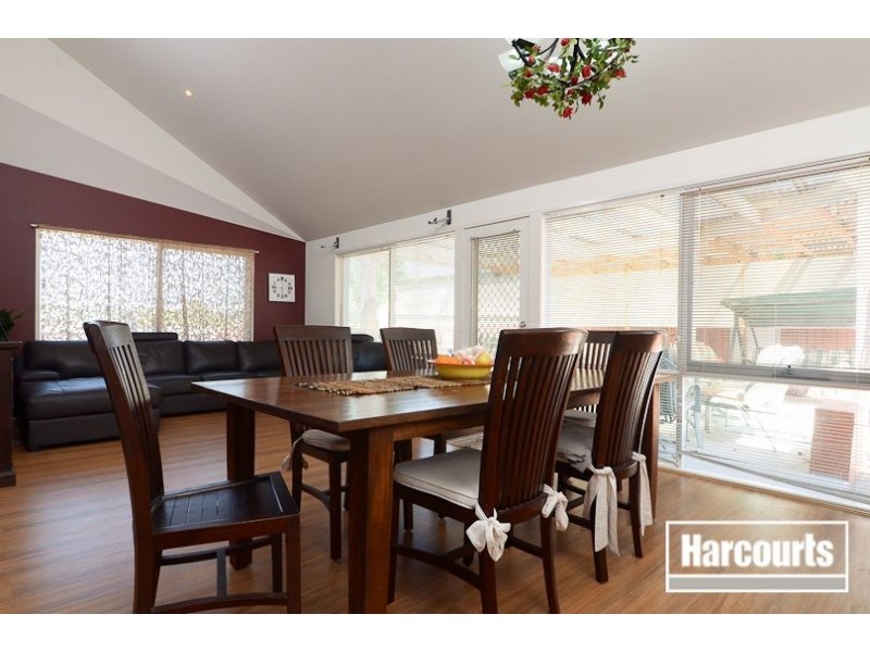 26 Whipbird Drive, Carrum Downs VIC 3201