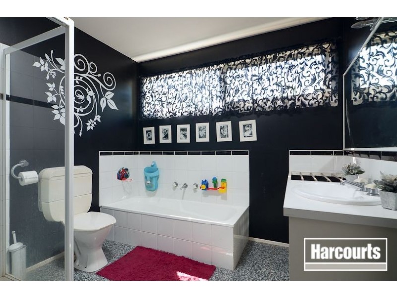 26 Whipbird Drive, Carrum Downs VIC 3201