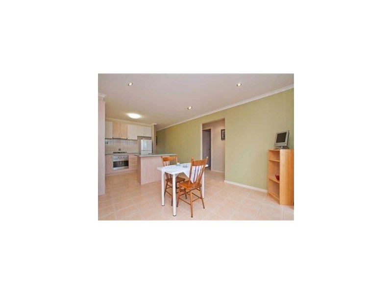 17/10 Hall Road, Carrum Downs VIC 3201