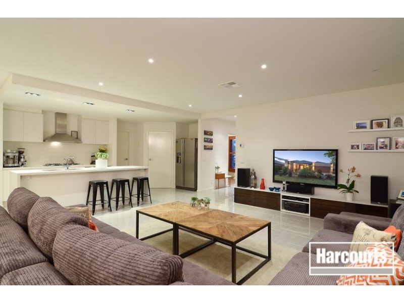 22 Tarcoola Way, Sandhurst VIC 3977