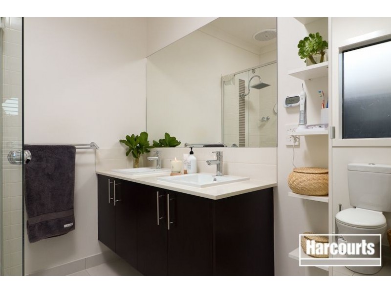 22 Tarcoola Way, Sandhurst VIC 3977