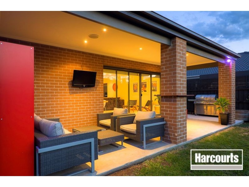 22 Tarcoola Way, Sandhurst VIC 3977