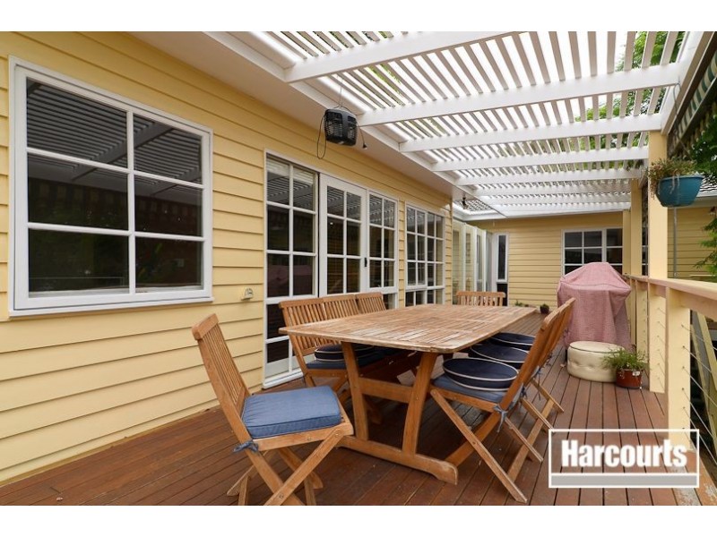 15 Kenilworth Avenue, Frankston VIC 3199