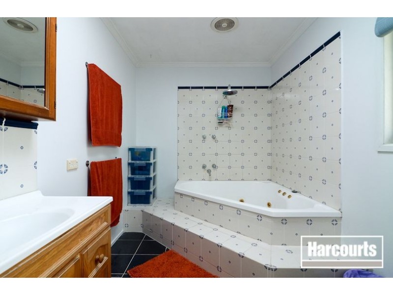 15 Tyntynder Drive, Carrum Downs VIC 3201