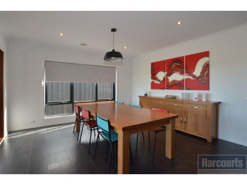 32 Ethereal Way, Sandhurst VIC 3977