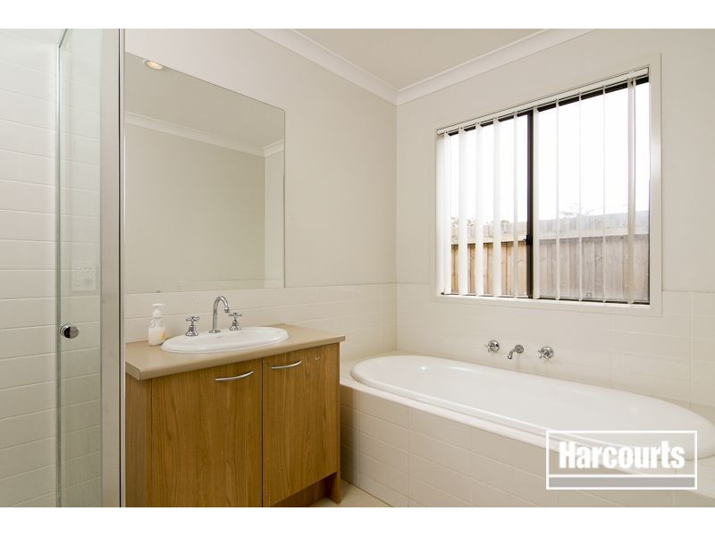 10 Wodalla Circuit, Sandhurst VIC 3977