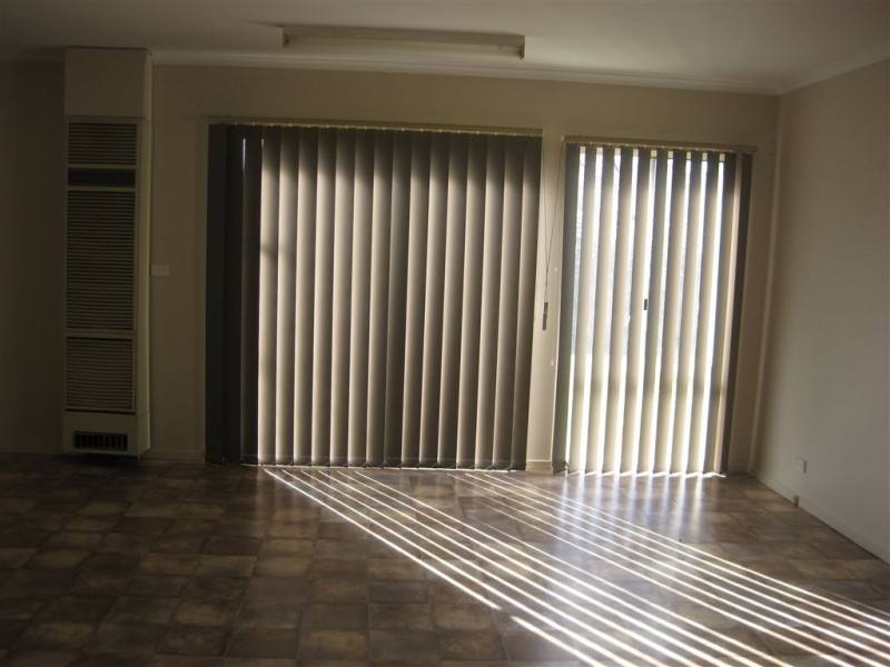 19 Pine Street, Frankston North VIC 3200