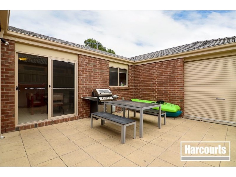 7 Ella Paige Place, Carrum Downs VIC 3201