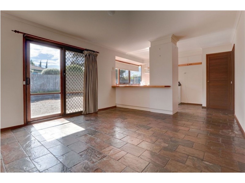 17 Quarrion Drive, Carrum Downs VIC 3201