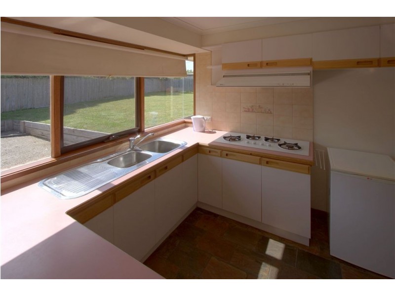 17 Quarrion Drive, Carrum Downs VIC 3201