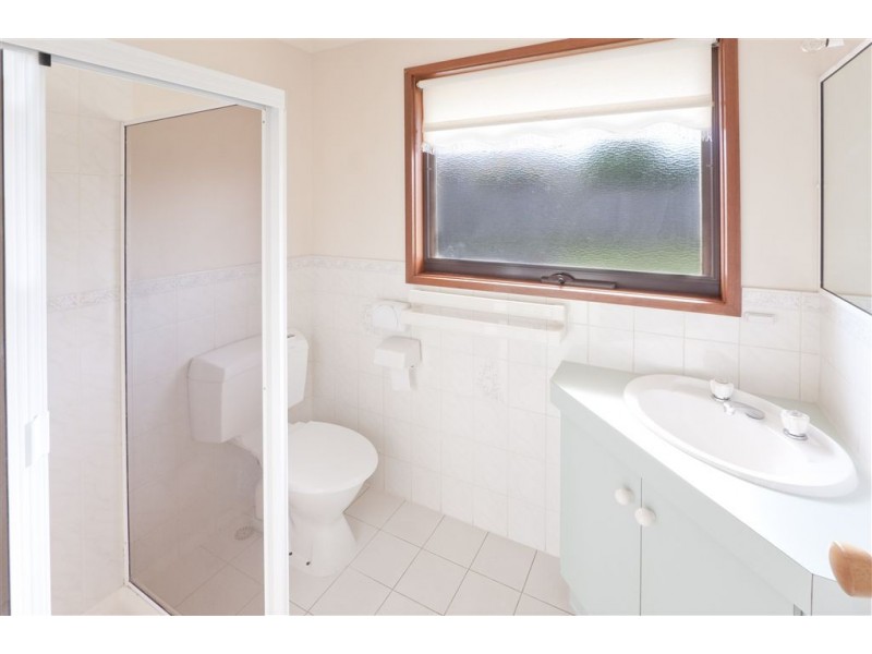 17 Quarrion Drive, Carrum Downs VIC 3201