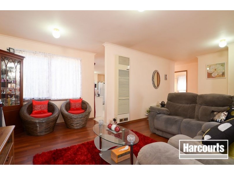 25 Paras Drive, Carrum Downs VIC 3201