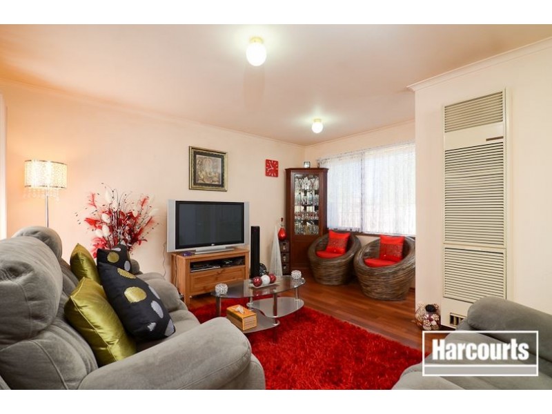 25 Paras Drive, Carrum Downs VIC 3201