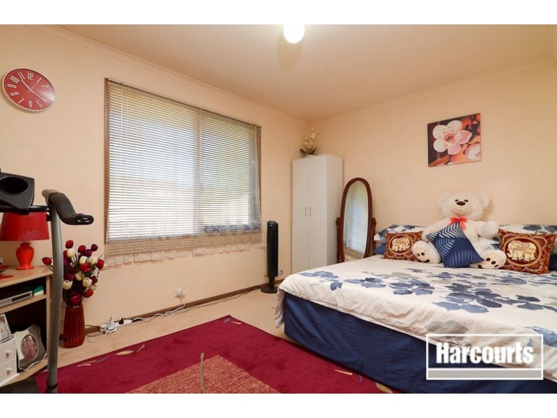 25 Paras Drive, Carrum Downs VIC 3201