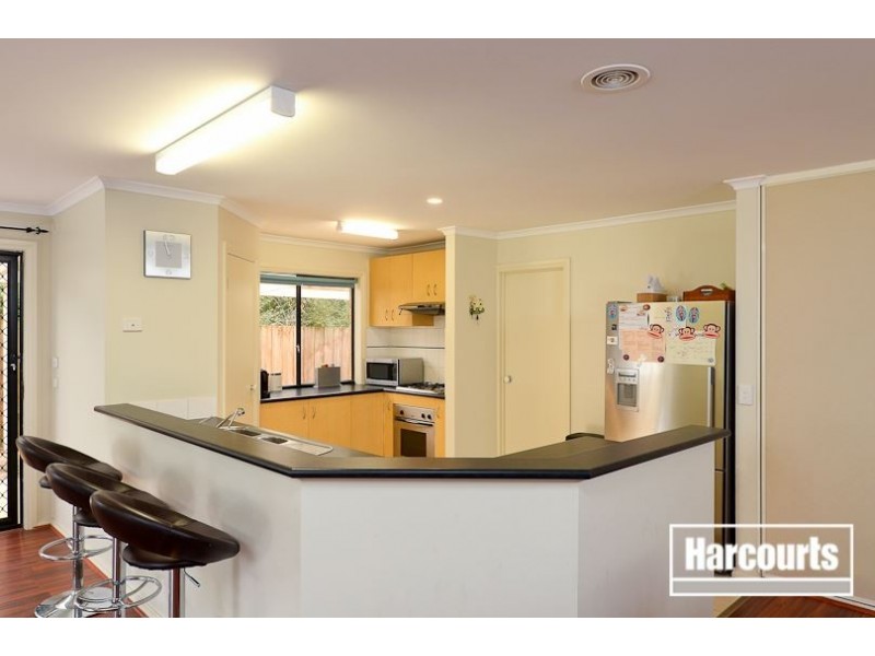 22 Captain Cook Close, Skye VIC 3977