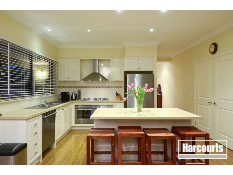 69 Malua Circuit, Sandhurst VIC 3977