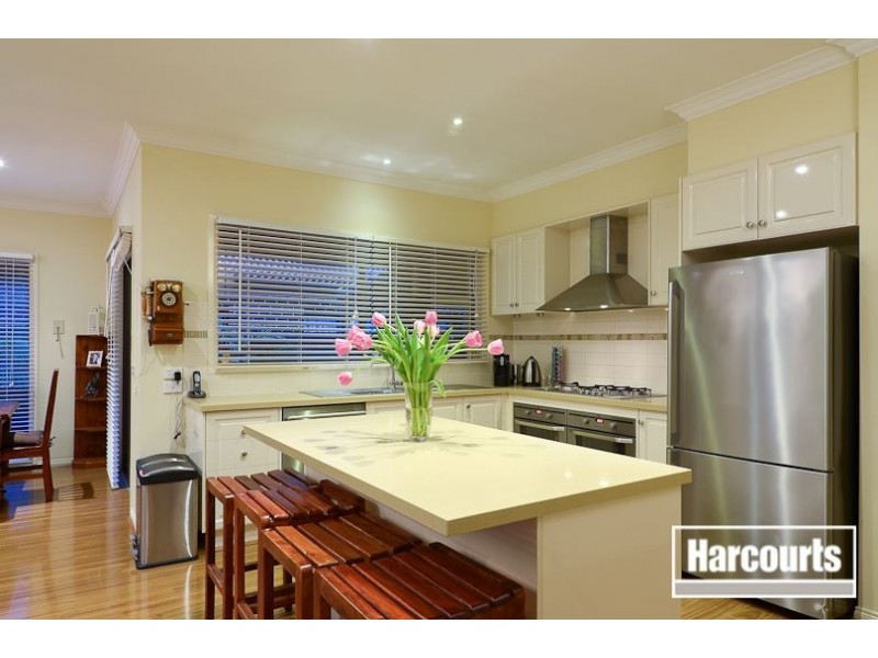 69 Malua Circuit, Sandhurst VIC 3977