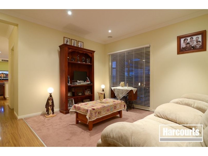 69 Malua Circuit, Sandhurst VIC 3977