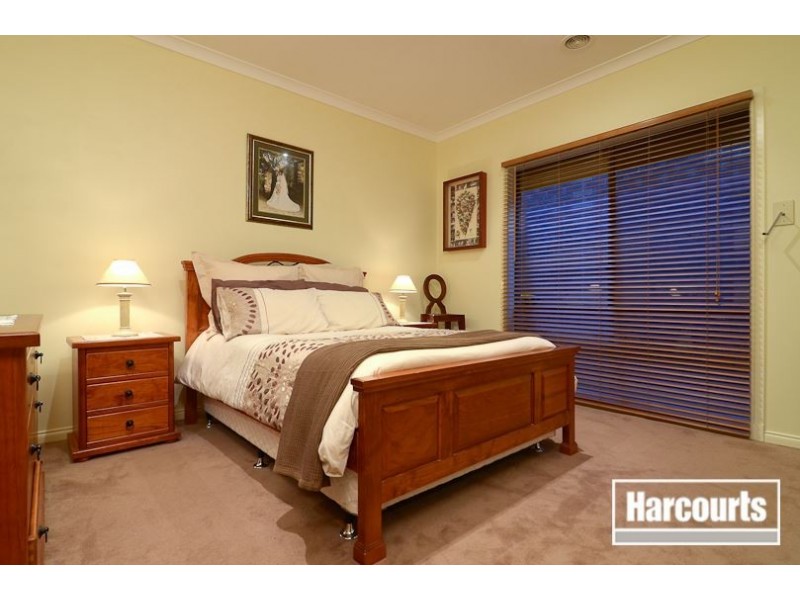 69 Malua Circuit, Sandhurst VIC 3977