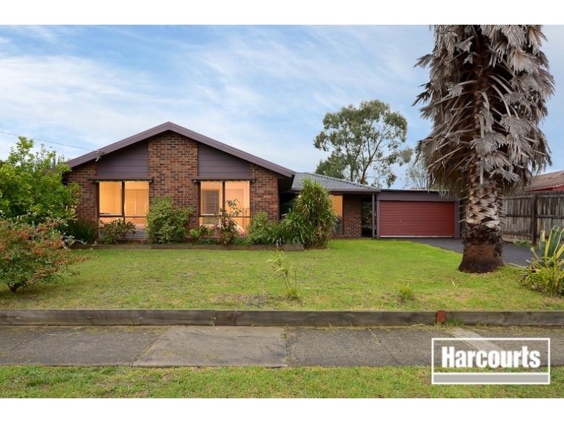 6 Loretta Street, Carrum Downs VIC 3201