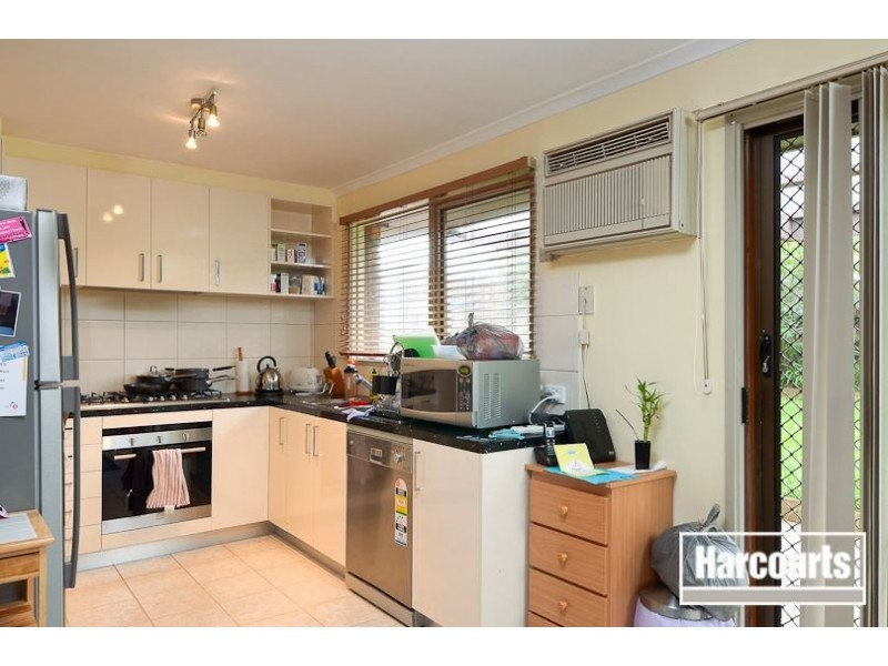6 Loretta Street, Carrum Downs VIC 3201
