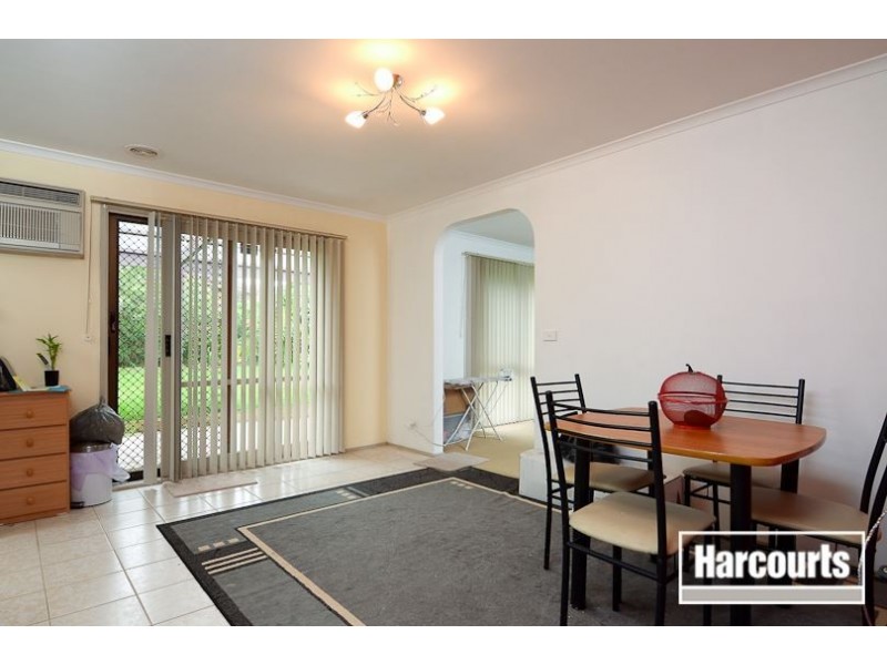 6 Loretta Street, Carrum Downs VIC 3201