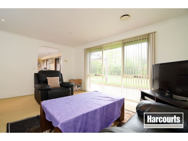 6 Loretta Street, Carrum Downs VIC 3201