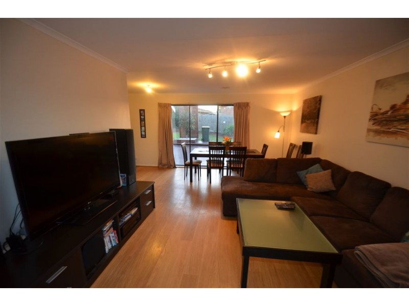 30 Carrington Crescent, Carrum Downs VIC 3201