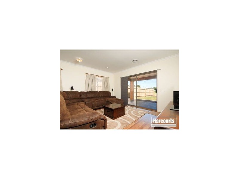 9 Dina Retreat, Carrum Downs VIC 3201