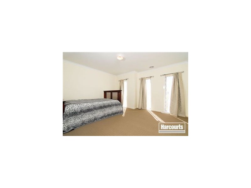 9 Dina Retreat, Carrum Downs VIC 3201