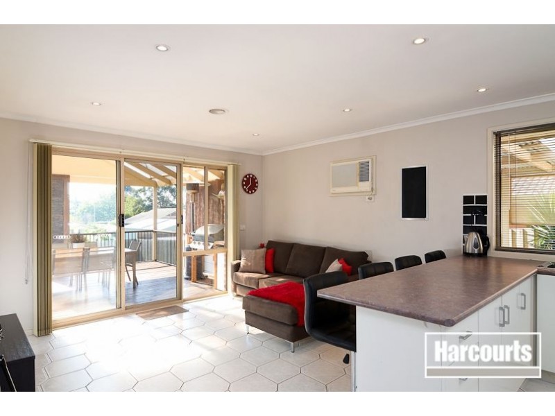 37 Robin Drive, Carrum Downs VIC 3201