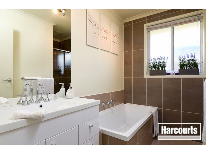 3 Thornbill Drive, Carrum Downs VIC 3201