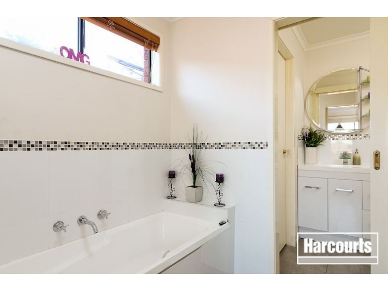 10 Belgrave Place, Carrum Downs VIC 3201