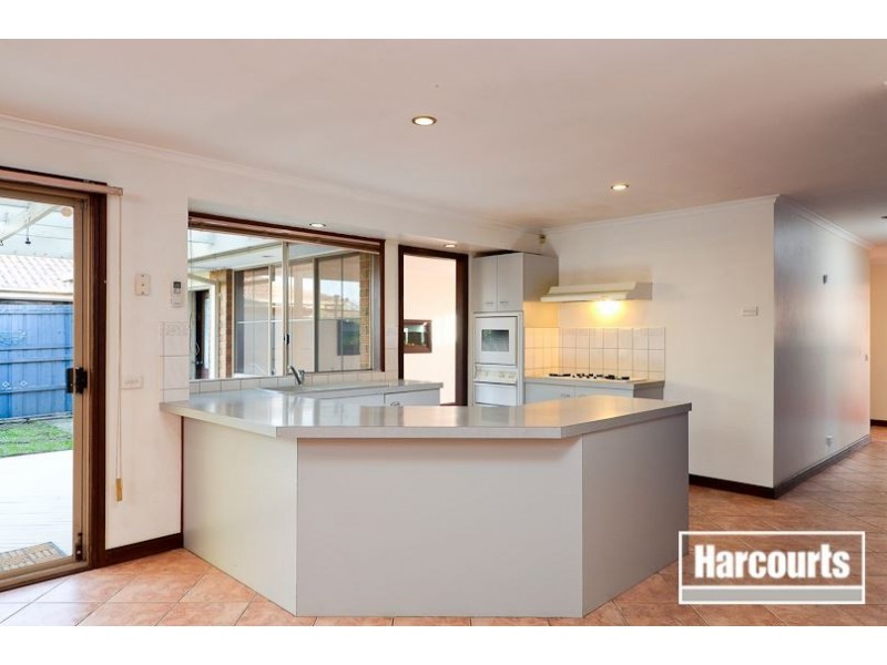 8 Stradbrook Court, Carrum Downs VIC 3201