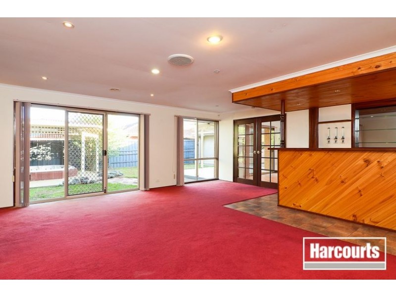 8 Stradbrook Court, Carrum Downs VIC 3201