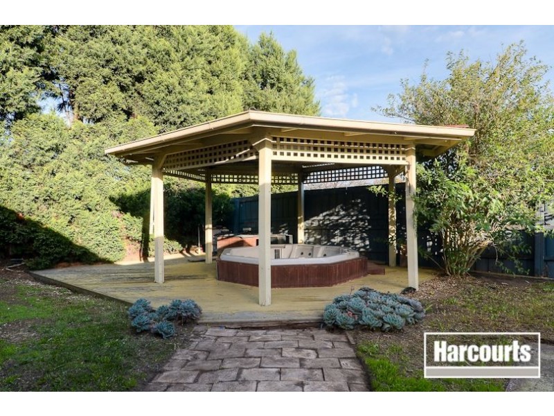 8 Stradbrook Court, Carrum Downs VIC 3201