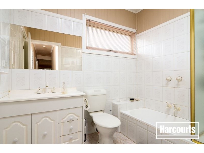 35 Elisdon Drive, Seaford VIC 3198