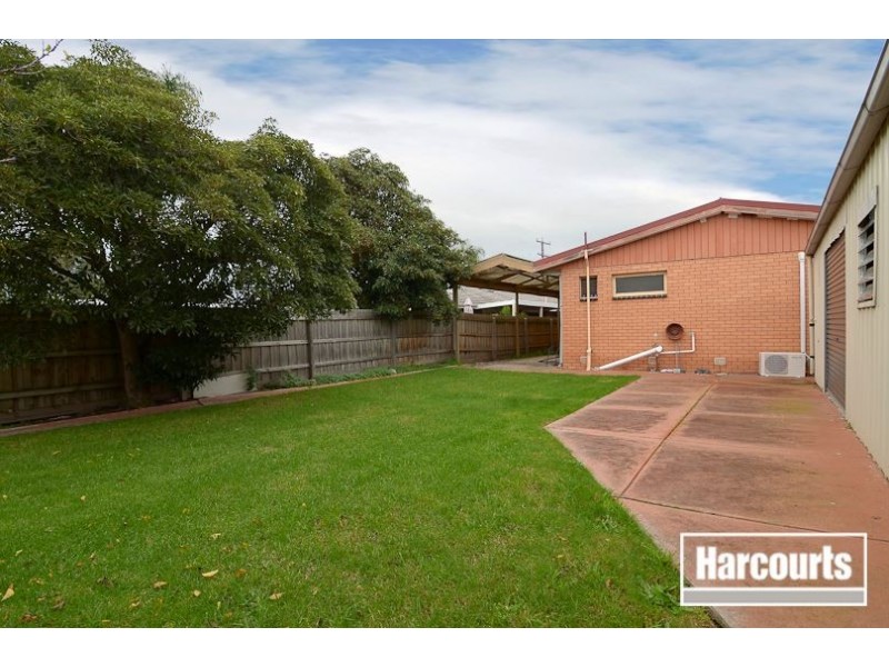 35 Elisdon Drive, Seaford VIC 3198