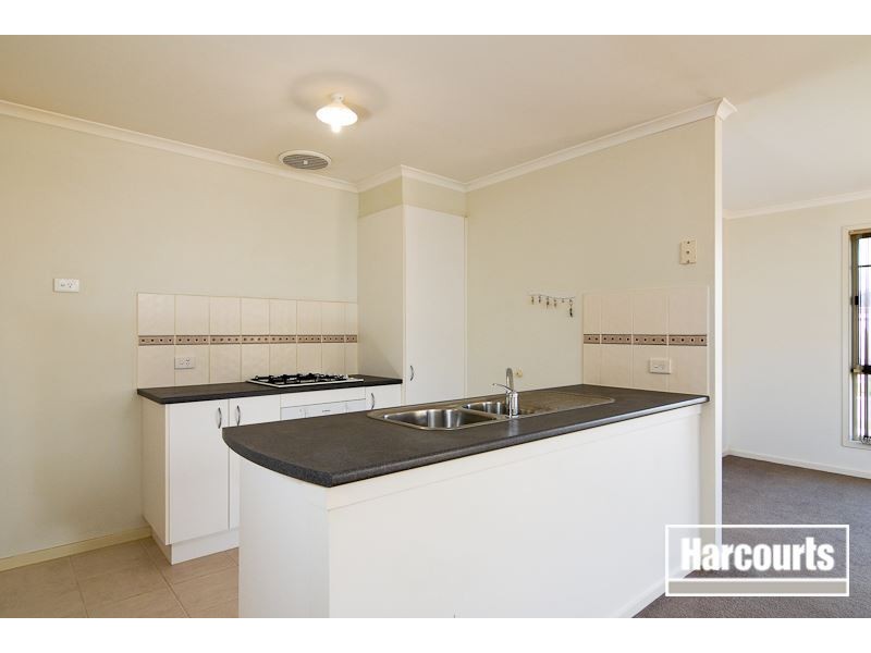 9 Vivi Court, Skye VIC 3977