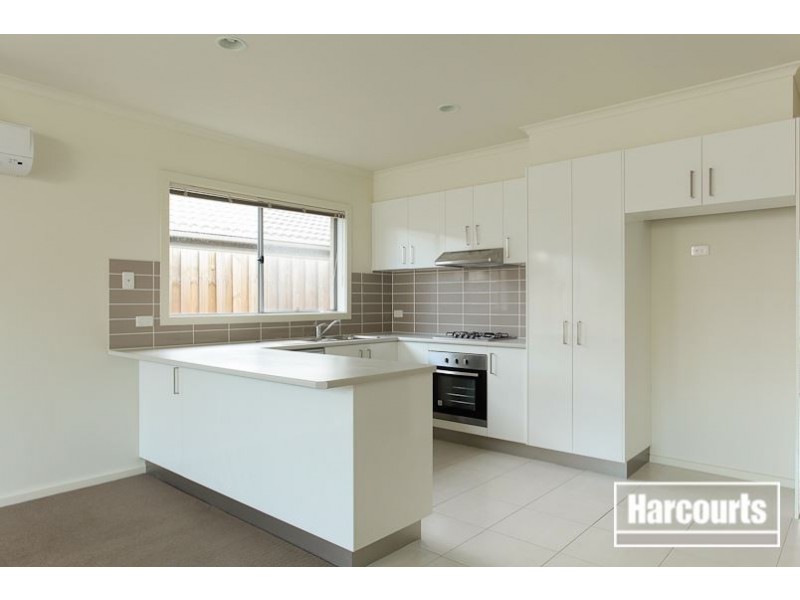 2/106 Broderick Road, Carrum Downs VIC 3201