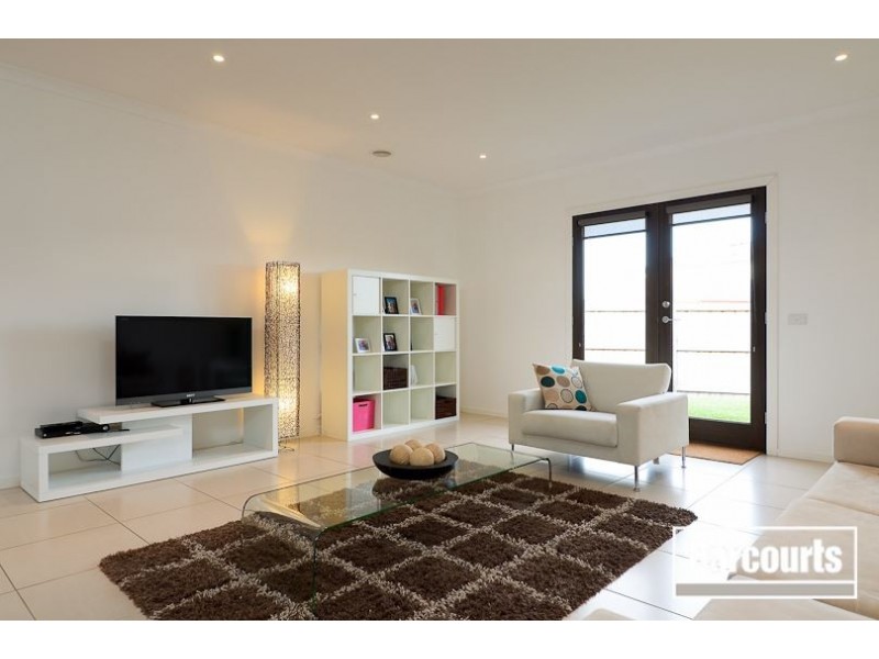 15 Malua Circuit, Sandhurst VIC 3977