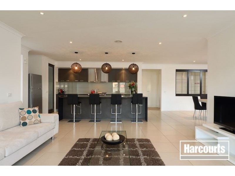 15 Malua Circuit, Sandhurst VIC 3977