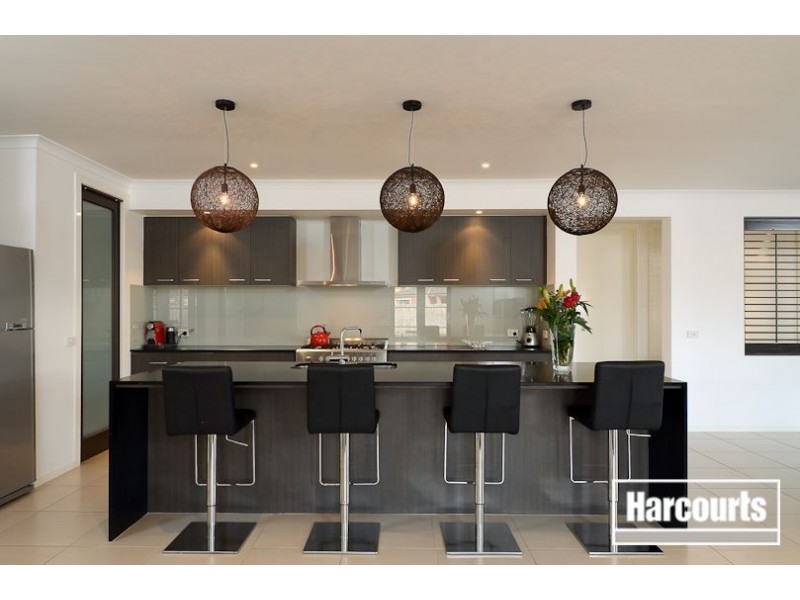 15 Malua Circuit, Sandhurst VIC 3977