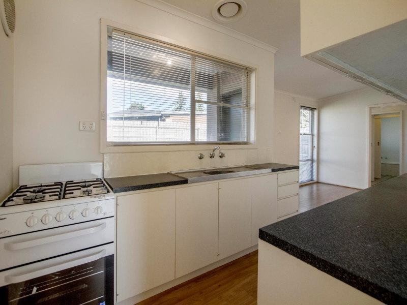 9 Indigo Court, Frankston North VIC 3200