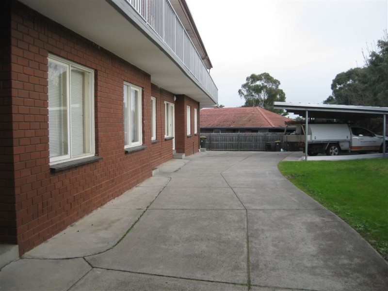 2/20 Bradshaw Street, Frankston VIC 3199