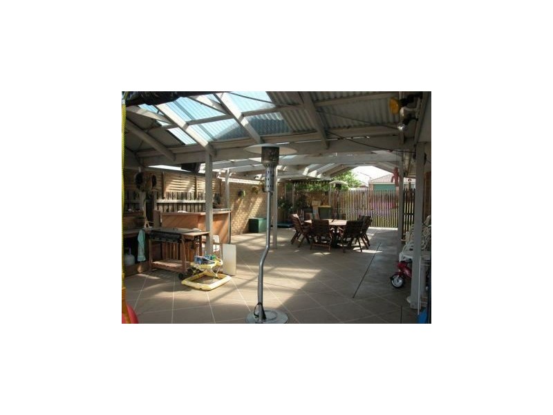 10 Rodney Court, Skye VIC 3977