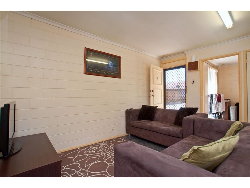 4/18 Carder Avenue, Seaford VIC 3198