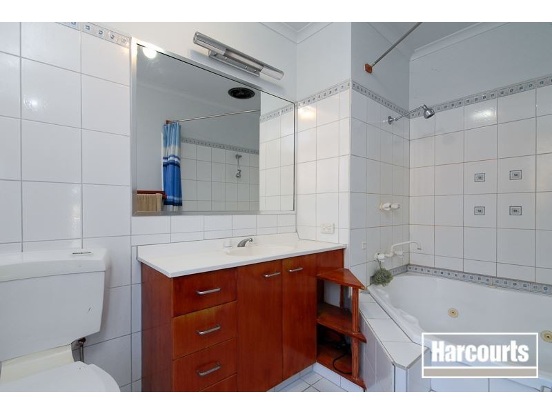 9 Fieldlark Court, Carrum Downs VIC 3201