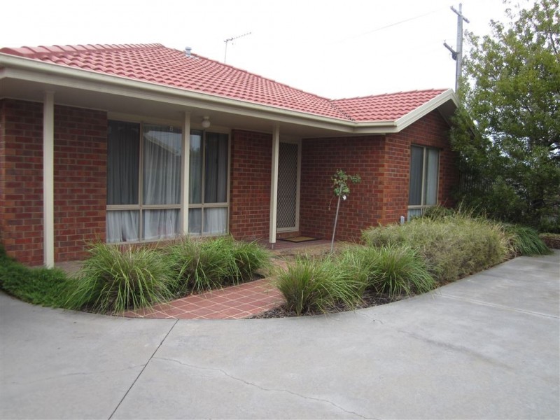 2/11 Coco Parade, Carrum Downs VIC 3201